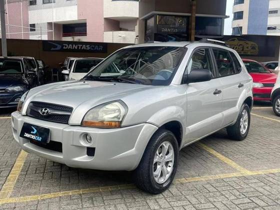 HYUNDAI TUCSON 2.0 MPFI GL 16V 142CV 2WD GASOLINA 4P MANUAL HYUNDAI TUCSON 2.0 MPFI GL 16V 142CV 2WD GASOLINA 4P MANUAL